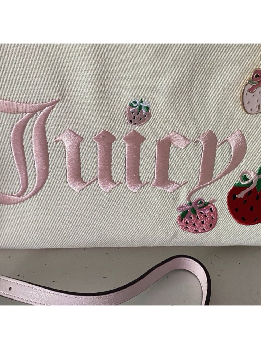 Juicy Couture Berry Sweet Tote Bag Natural Strawberry With Charm Crossbody NEW - Picture 2 of 10